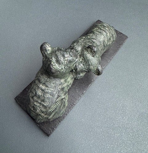 Inuit figurine wolf - inuit,